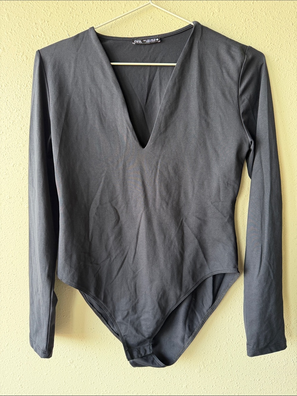 Zara Charcoal Gray Long-Sleeve V-Neck Bodysuit